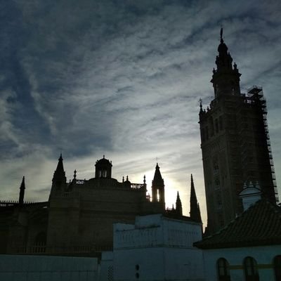 Política y Gobierno Política Gobierno Tecnología Informativos y actualidad Fútbol Escritores y editoriales Periódicos Escritores Editoriales