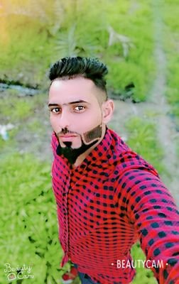 انا يالي لويت بيمنتي الصعبات
طبعي صكر وتهابني كل البراري