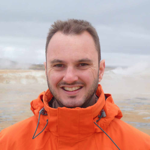 Sedimentologist, geologist, Professor @GEOPS_UPSaclay @UnivParisSaclay focus on #geothermal reservoir, #diagenesis @AnrUpgeo @INSU_CNRS ex @univbourgogne