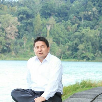 DouglasSepang's profile picture. lets talk