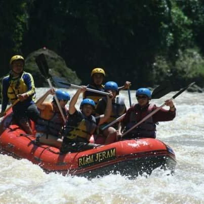 biroebayoe's profile picture. 