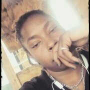 dbeseva's profile picture. Everything about me makes me who I am blessed 😄🖤🤓🖤🖤