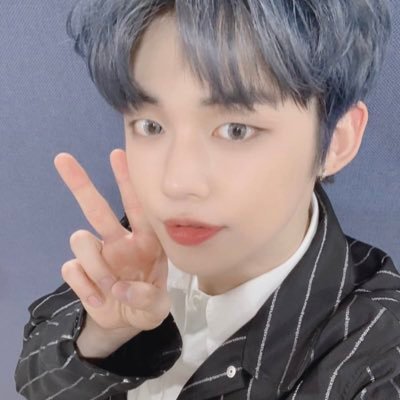 TXT (최연준) Main Rapper, Main Dancer, Vocalist - fan acc