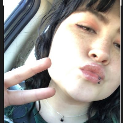 aliyah_wood's profile picture. 