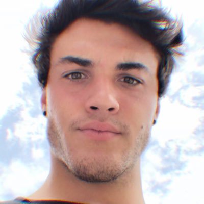 plugzia's profile picture. 𝘪𝘮 𝘵𝘩𝘦 ↳𝙗𝙖𝙙 𝙜𝙪𝙮↴ ,𝘥𝘶𝘩