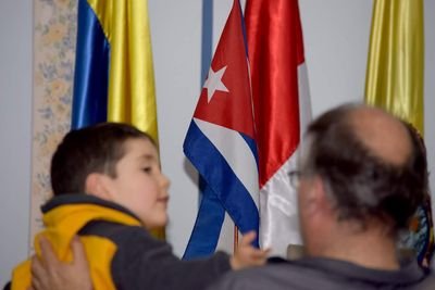 Representación de los cubanos residentes en Bolivia. Realizamos reuniones, fiestas, con el objetivo de mantener a los residentes unidos.