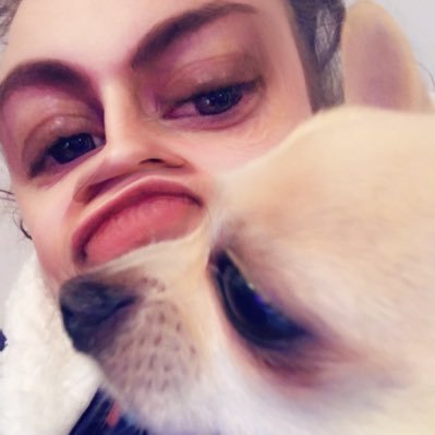 EllieShears1's profile picture. 