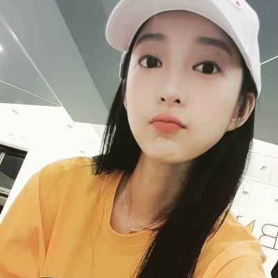 FlippyFloped's profile picture. Stan EXID 😘