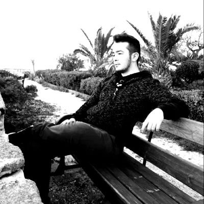 mixalhs_v's profile picture. 