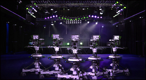 schoutCast's profile picture. (community-)TV,music biz and some world/national affairs too you'll get if you follow me.Majority of tweets in Dutch,every once in a while in English too.