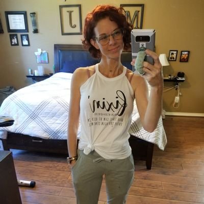 A_Chronic_Life's profile picture. Foul mouthed, honest cat lover who has a passion for fitness and lives with Crohn's disease. Supporting people is a passion, sci-fi is an obsession.