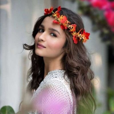 Padhu63986327's profile picture. I'm padhu ,
21 years old ,
still studying ,
single ❤,,,,,