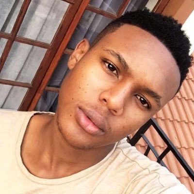 andzelo_T's profile picture. If I’m thinking it I’m tweeting it.