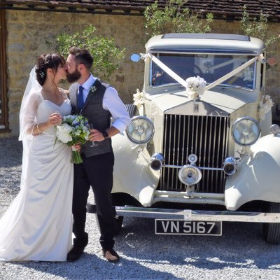 Vintage and Traditional Wedding Cars based in Kent A private collection of vehicles for hire including Rolls Royce and Bentley.