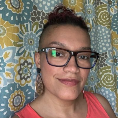 Activ8dWellness's profile picture. #Therapist #Hypnotherapy, #Veteran, #Latinx y mas! She|Her|Ella #TherapeuticWriting & #Bibliotherapy 💫Lic. in MA & IA.💫ln-office & online sessions.