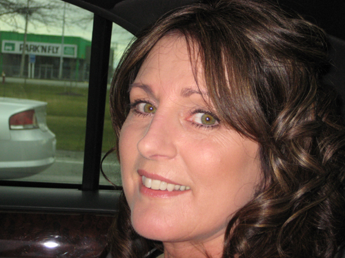 Married with 3 children, work full time.  Love to holiday, love to spend time with family & friends.