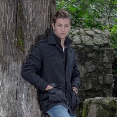 EmilioM47351173's profile picture. Be the best fuck the rest