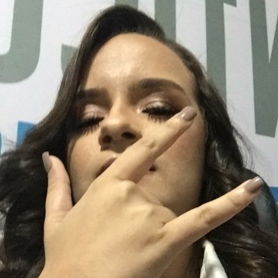 doispotassios's profile picture. a mãe de Maria, Feijão e Baleia.