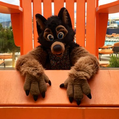 SoCal Gshep being a goofball and butthead to all around the area!