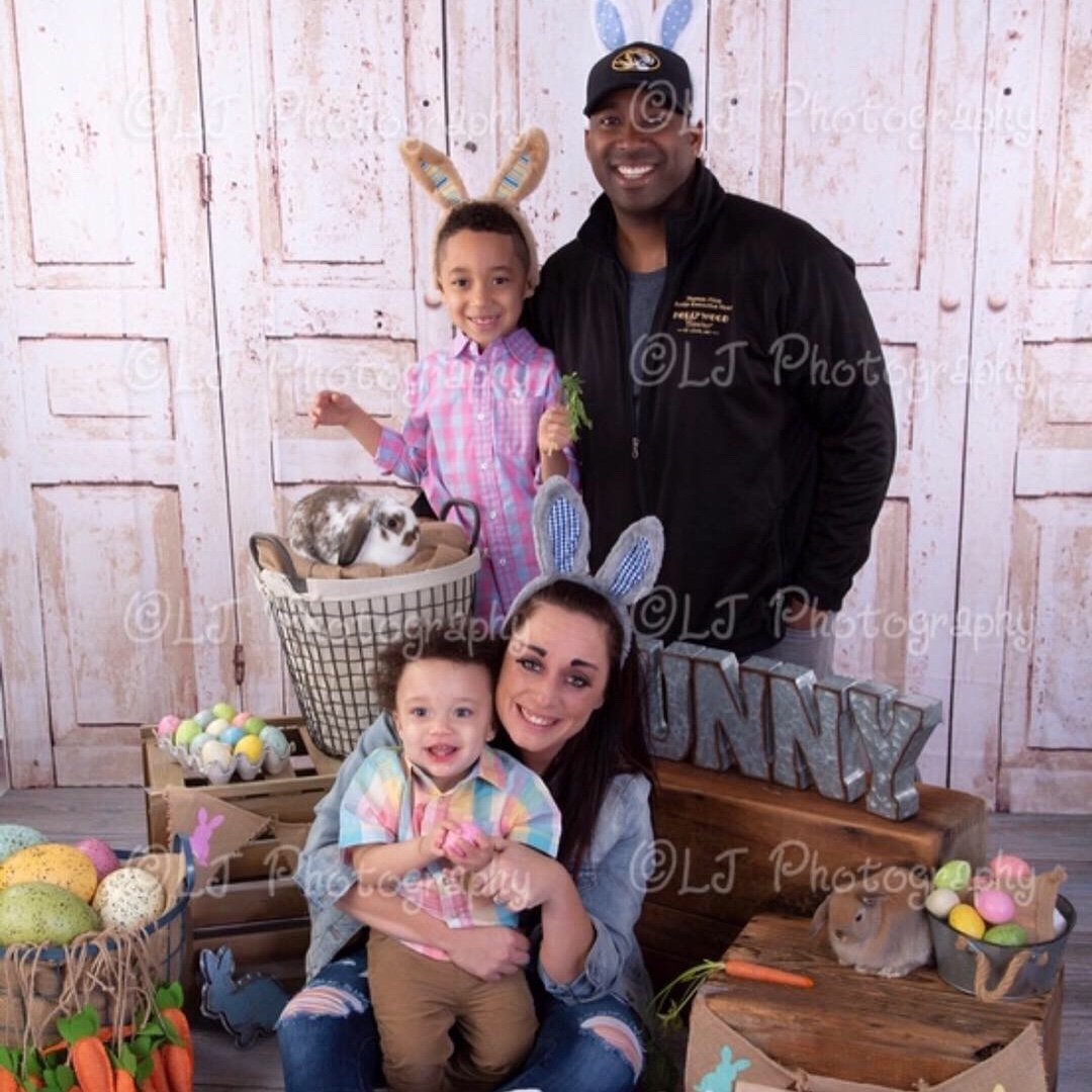 LaceeAmes's profile picture. God. FAMILY. Wife. Mother. Football lover. Faith. Why walk when you can dance? ♥️♥️♥️