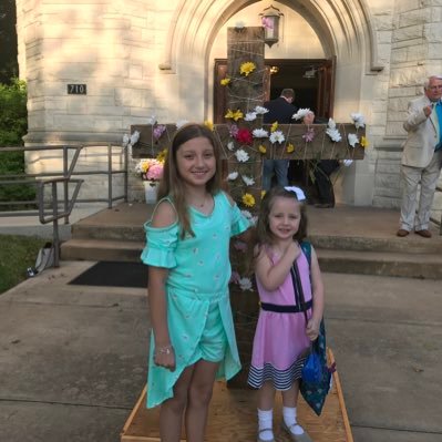 aprilshelnutt's profile picture. Proud mom of 2 daughters❤️educator ❤️ always learning❤️ always reading ❤️ always teaching