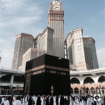 يارب اجعلها شفيعة لي ولوالدي ❤️. يارب اجمعني بما أريد✨.