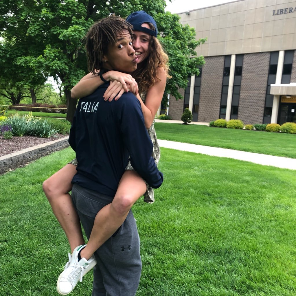 kidbundy21's profile picture. guess what......?