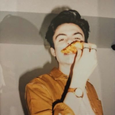 04diyaa's profile picture. ;)