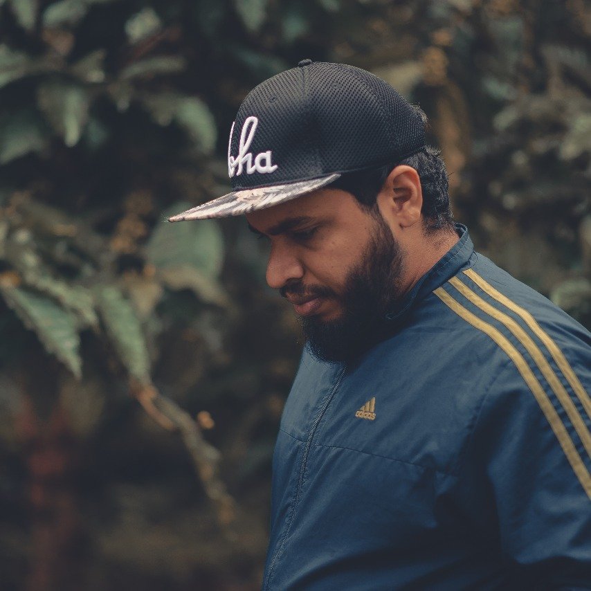 Owner at @_soundawake
Artist Manager | Artist Booking Agent | Concert Manager | Mechanical Engineer | Dog Lover | Beer Fanatic