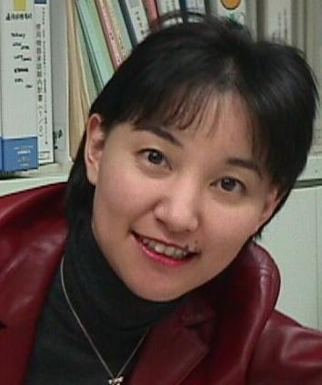 自治体職員（図書館司書⇒情報政策⇒文化財保護⇒公園管理・・）として、フットワークとネットワークを駆使して地域の課題解決に取り組む。行政経営フォーラム共同代表、はげましキャピタリスト。計算は苦手、お金じゃなくて、物々交換だったらいいのにと思う。