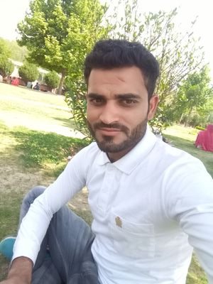 student @ https://t.co/Fak176Lvd7 physics ,BGSBU Rajouri