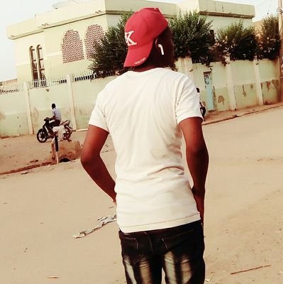 Young Artist*/Gwanja mucisacl records*./Badboy wrapper Aka Young abasu*/music is my desire*/Ana mugun Tare @morellakila*/@princessmufeeda*/@Djabba...Nagode. eh