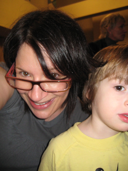 Roller derby mom in Portland, OR. Husband is Dave. Kids are Eli & Ramona.