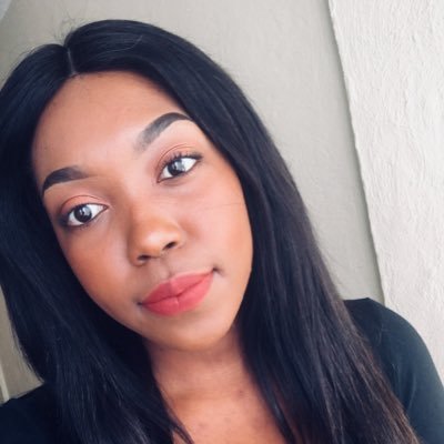 I am me and still becoming 💯✌🏾 Orlando Pirates 🖤🤍❤️| a foodie 👅