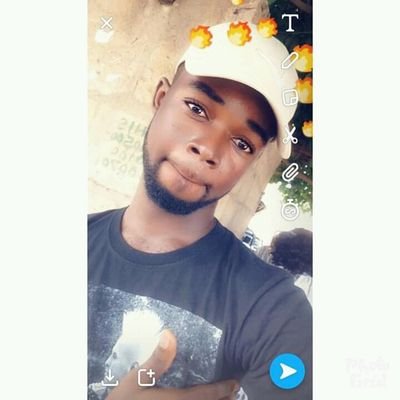 truth_qojo's profile picture. Don't think too much....Just hv fun with Everything ❤💪