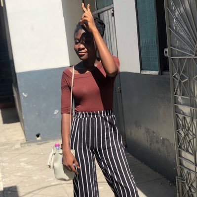 AngelaPeprah's profile picture. Enjoy what u have and live to ur satisfaction 💫❣️