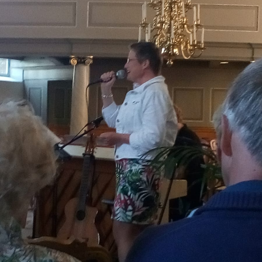 Regina71319602's profile picture. 