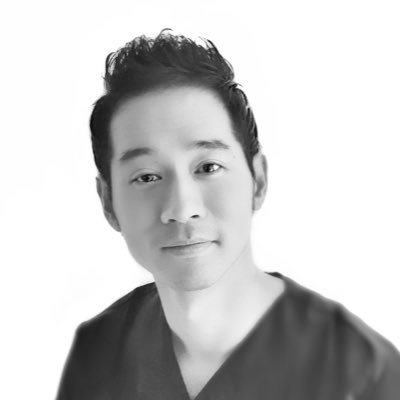 Sports & Performance Physical Therapist • Yoga Anatomy Teacher • Healthcare Entrepreneur • Founder of the clinic