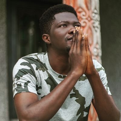 Colologh's profile picture. Rapper/singer/songwriter Facebook: Bustacololo Youtube: Bustacololo Whatsapp: 0543293080