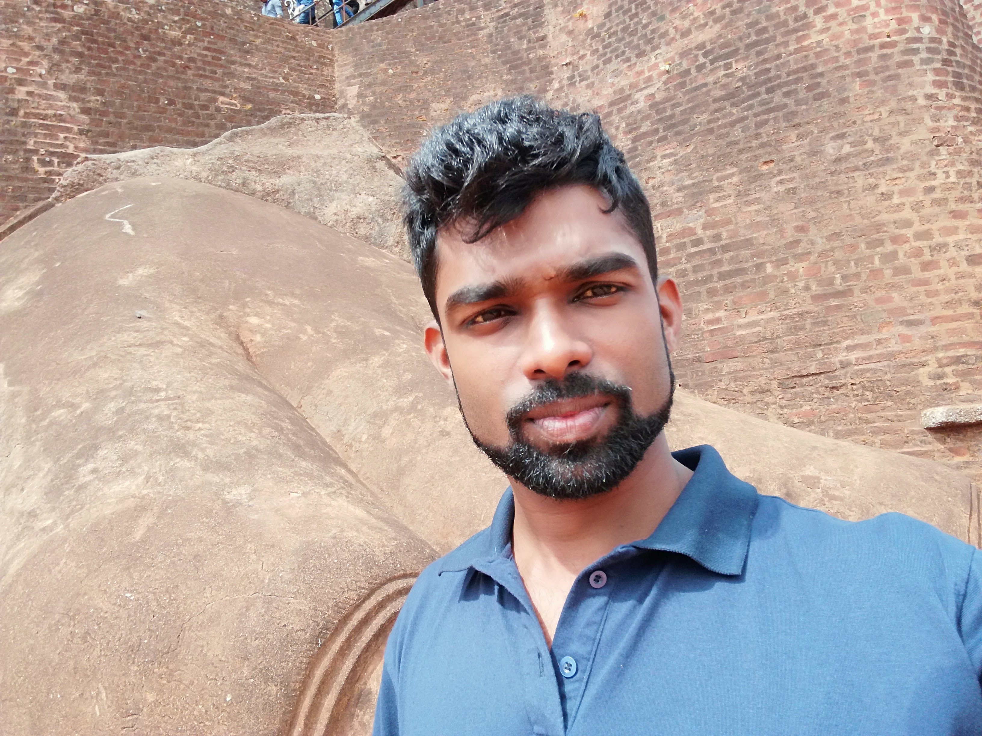 SandamalSalinda's profile picture. Be Practical