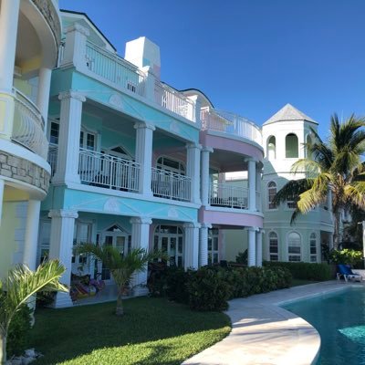 Peaceful condo living with breathtaking ocean views in South Ocean, New Providence, Bahamas. 10 minutes from Nassau Airport; Near Albany.