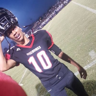 TaraenHigh's profile picture. Looking For a Chance At Greatness🏈💯
Check out this highlight! https://t.co/o4M1ApCg6Q