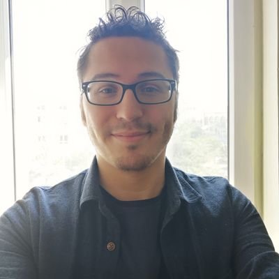 “Sokak köpeklerine selam vermek, adam olmaya çeyrek var demektir.” Sadri Alışık.