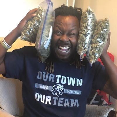 life gives us what we give it , so give it your best, Dm me for buds, edibles, carts and dabk vapes, woods 💯💯