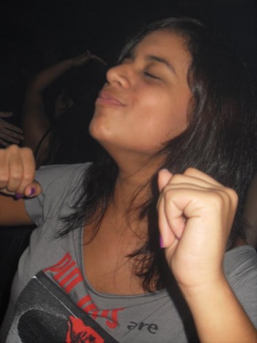 BiiCruz's profile picture. Estudante de Rádio e Tv.  Amante da música, do cinema e do teatro.