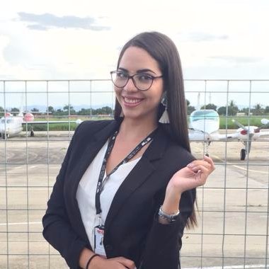 Lcda. En Psicología Ψ
Tripulante de Cabina ✈