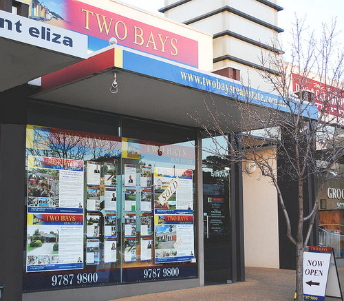 Talk to the leading real estate agents in Mount Eliza, Mornington and Melbourne's South East & watch your portfolio grow. Check here for property tips & links!