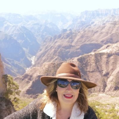 julissa282517's profile picture. 