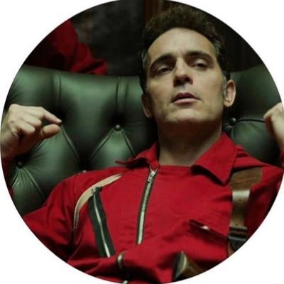 لا تعيـش بلا امال .. ولا هدف ولا تقول ان الزمن دايم بخـيـل اجمل الاشيـاء .. تلقاهـآ صدف والفرح دايم ورى الصبر الجميل.
