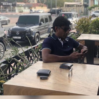 Private Banker for almost 2 decades, Buffettologist, love travelling✈️, single malts🥃, F1 fan🏎... Philosophy of life: always find the glass half full.